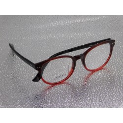 LV85067 R red