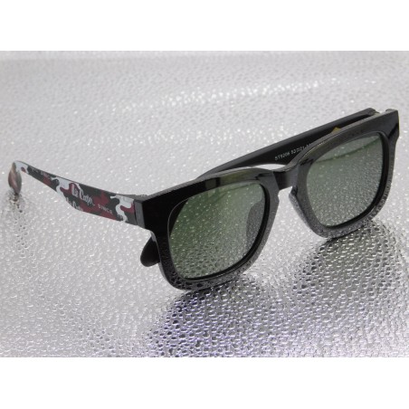 ST9206 1-1  Lee Cooper